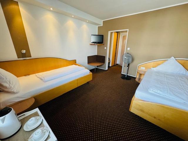 Hotel L'Escala à Dreieich Extérieur photo